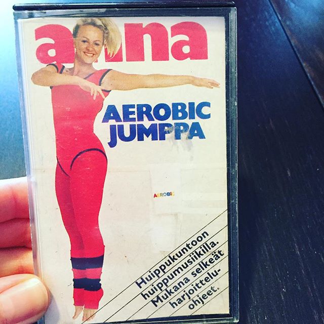 A classic! An aerobic tape from the 80's. I remember exercising to this with my mom as a little girl. Klassikko, Anna-Aerobic kasetti. Tämän tahtiin pikkutyttönä jumppasin äidin kanssa. #vintage #excercise #tape #aerobic #80s #retro #fitness #memories #blastfromthepast